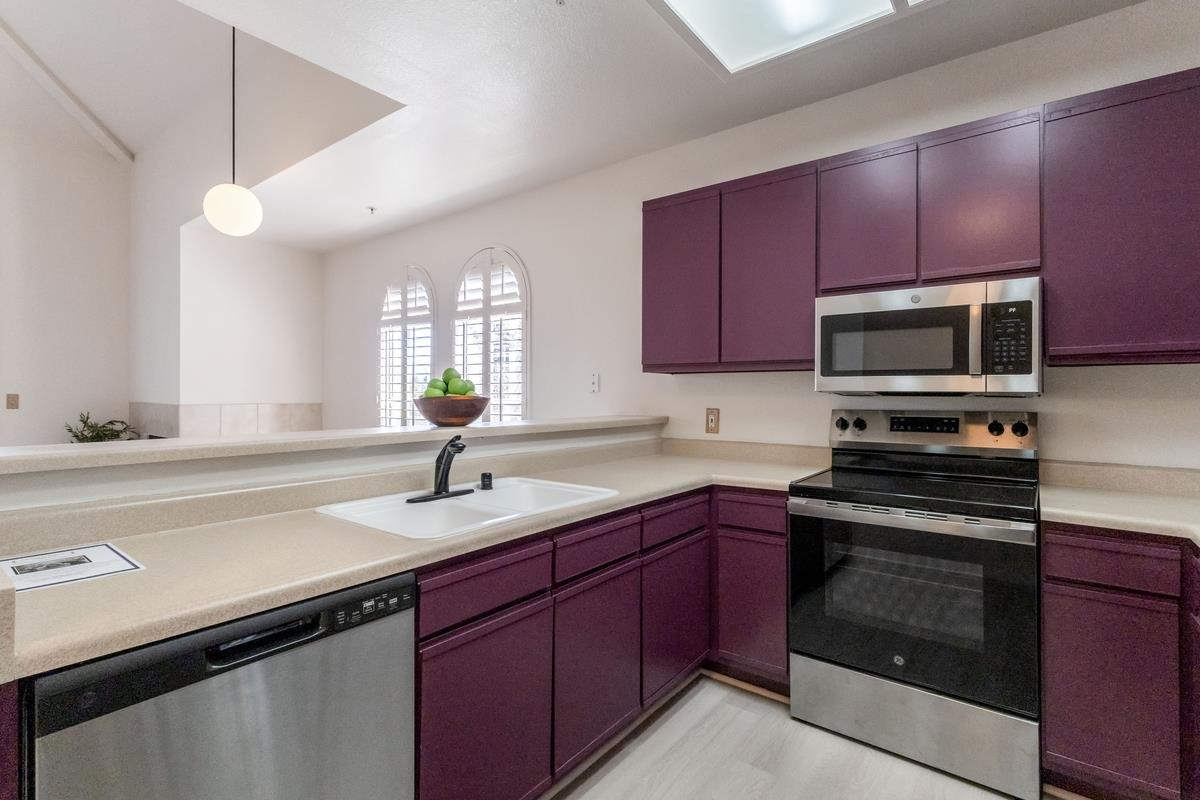 Detail Gallery Image 7 of 23 For 951 S 12th #301,  San Jose,  CA 95112 - 2 Beds | 2 Baths