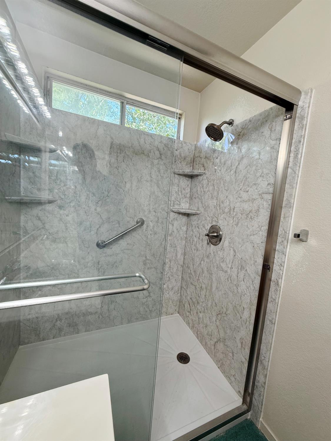 Detail Gallery Image 42 of 55 For 2040 Gordon Verner Cir, Stockton,  CA 95206 - 3 Beds | 2/1 Baths