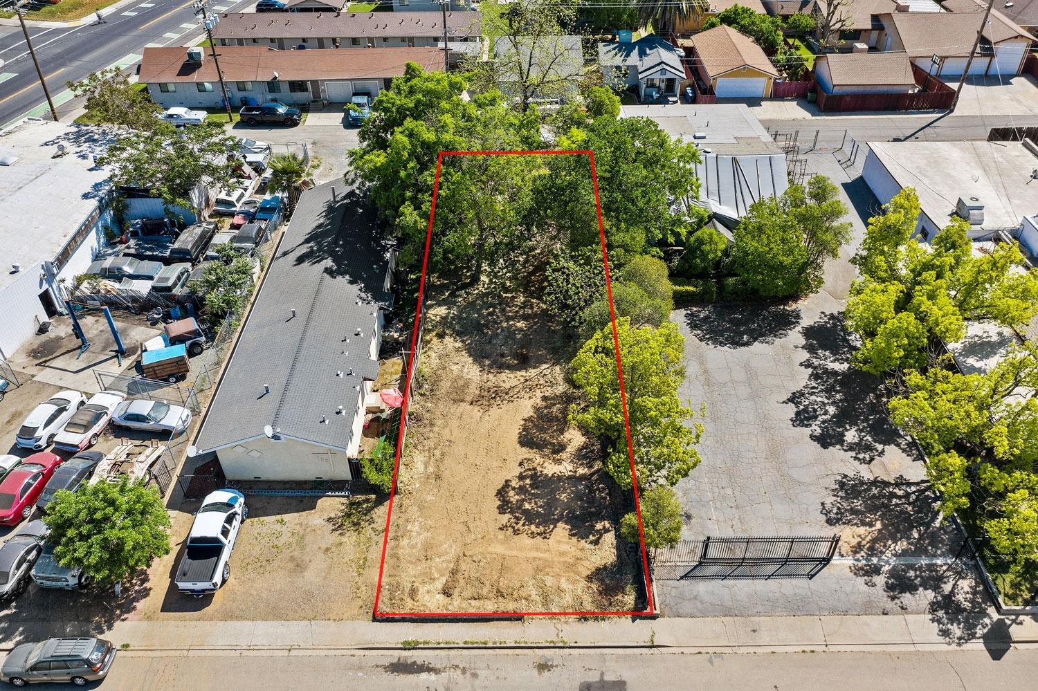 Detail Gallery Image 1 of 5 For 113 4th St, Galt,  CA 95632 - – Beds | – Baths