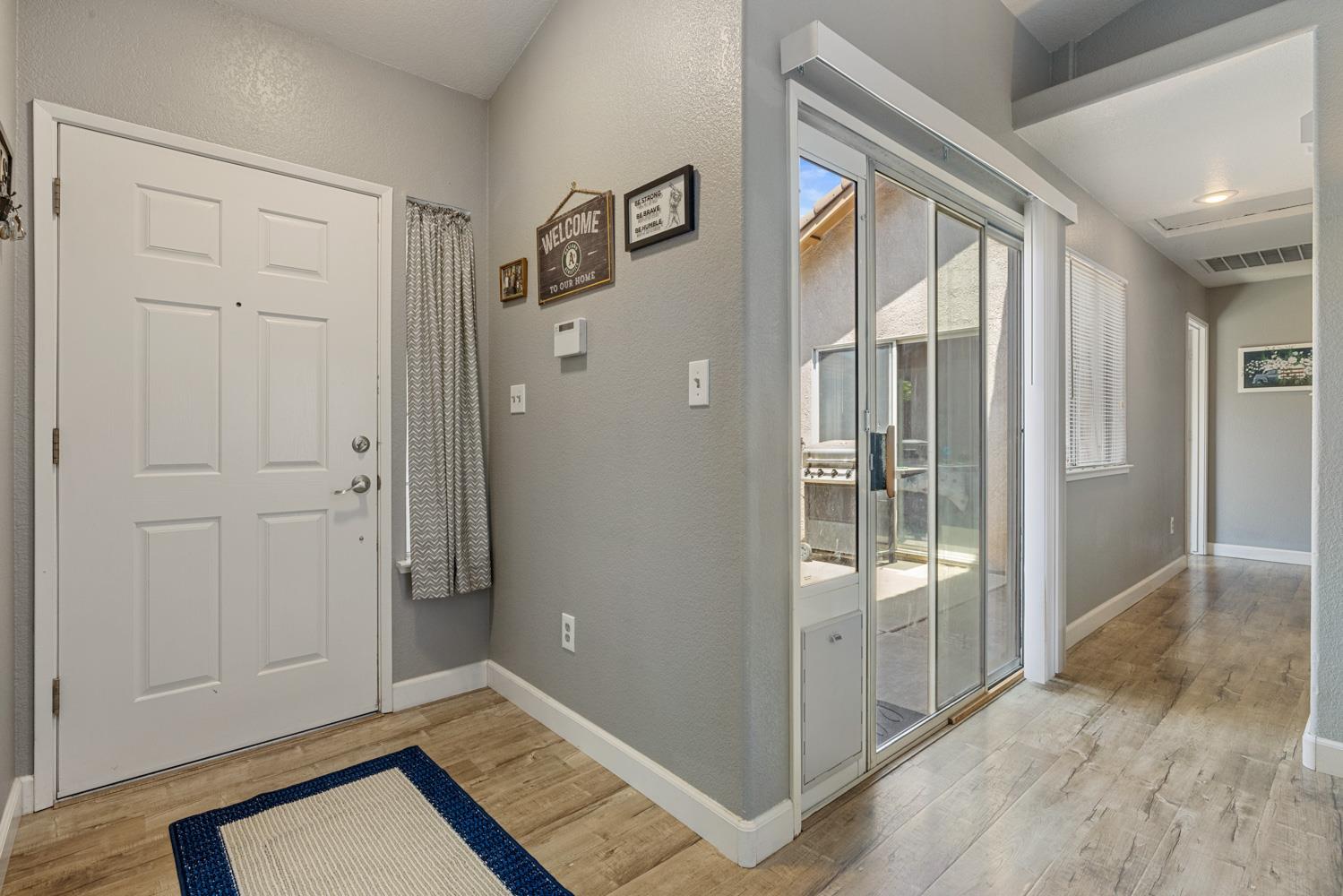Detail Gallery Image 17 of 33 For 1112 La Mesa St, Escalon,  CA 95320 - 3 Beds | 2 Baths