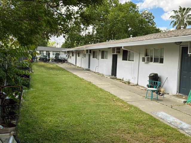 Detail Gallery Image 3 of 9 For 999 Arcade Blvd, Sacramento,  CA 95815 - – Beds | – Baths