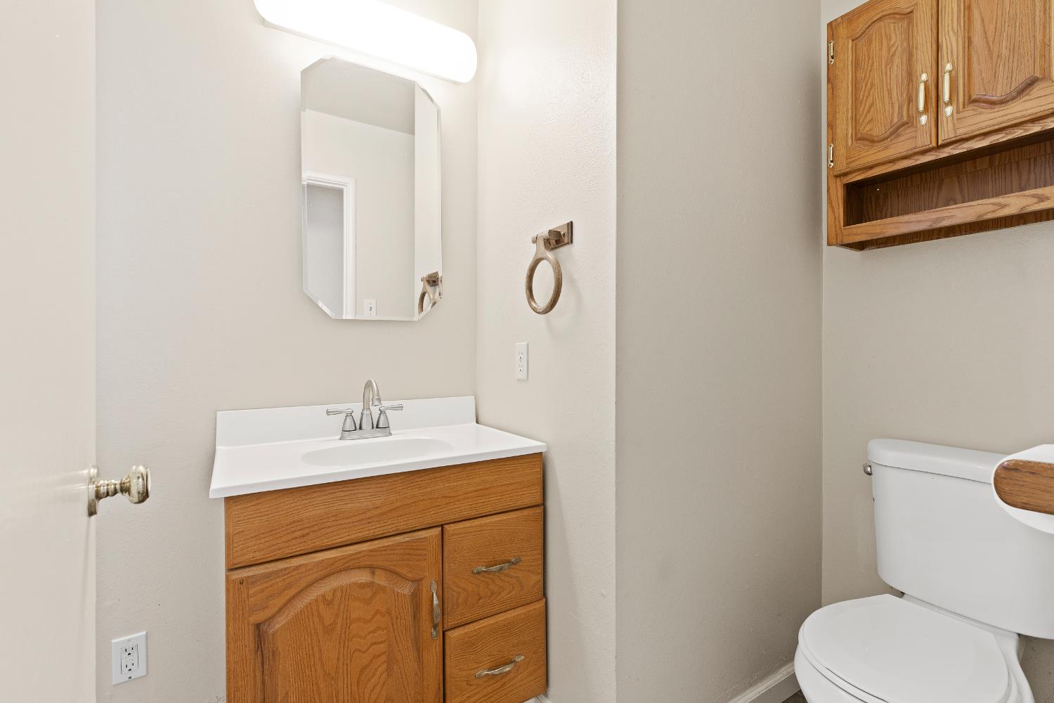 Detail Gallery Image 21 of 26 For 2001 Scott Ave, Modesto,  CA 95350 - 3 Beds | 2 Baths