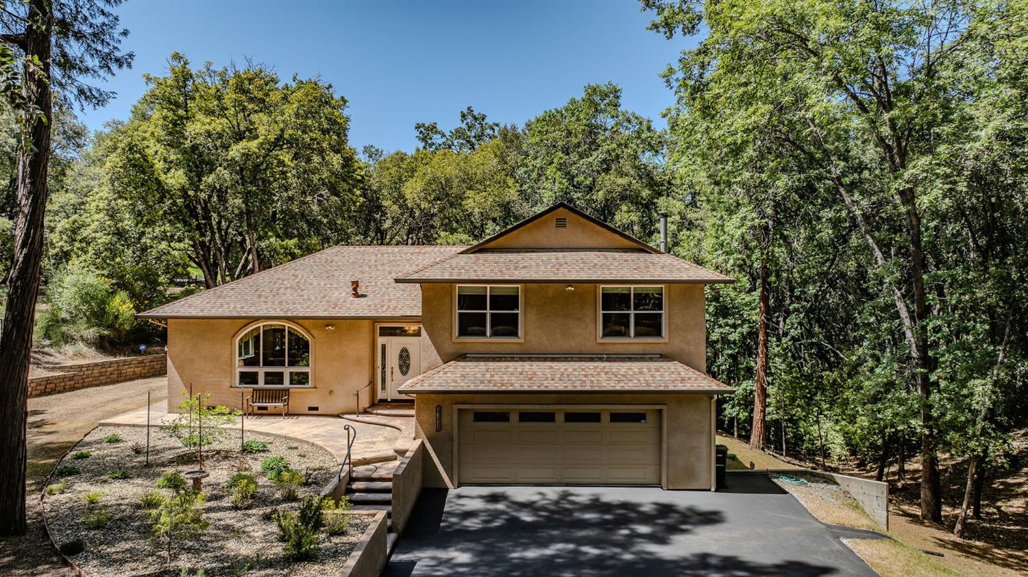 Detail Gallery Image 1 of 71 For 18777 Sugar Pine Dr S, Pine Grove,  CA 95665 - 3 Beds | 2/1 Baths