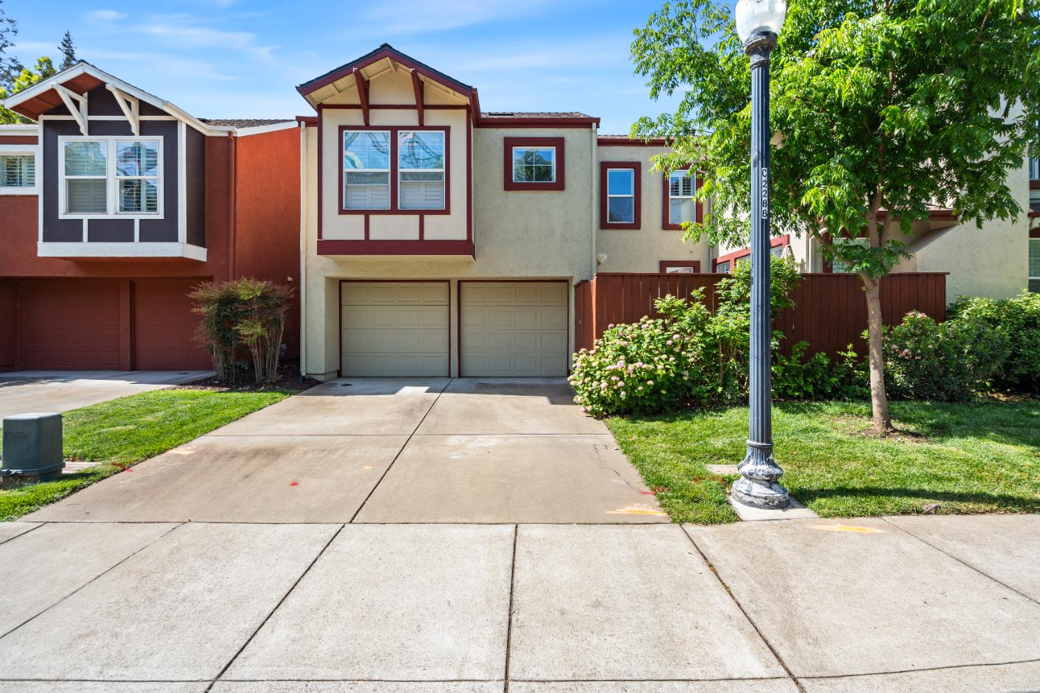 Detail Gallery Image 5 of 31 For 213 Washington Pl, West Sacramento,  CA 95605 - 3 Beds | 2/1 Baths