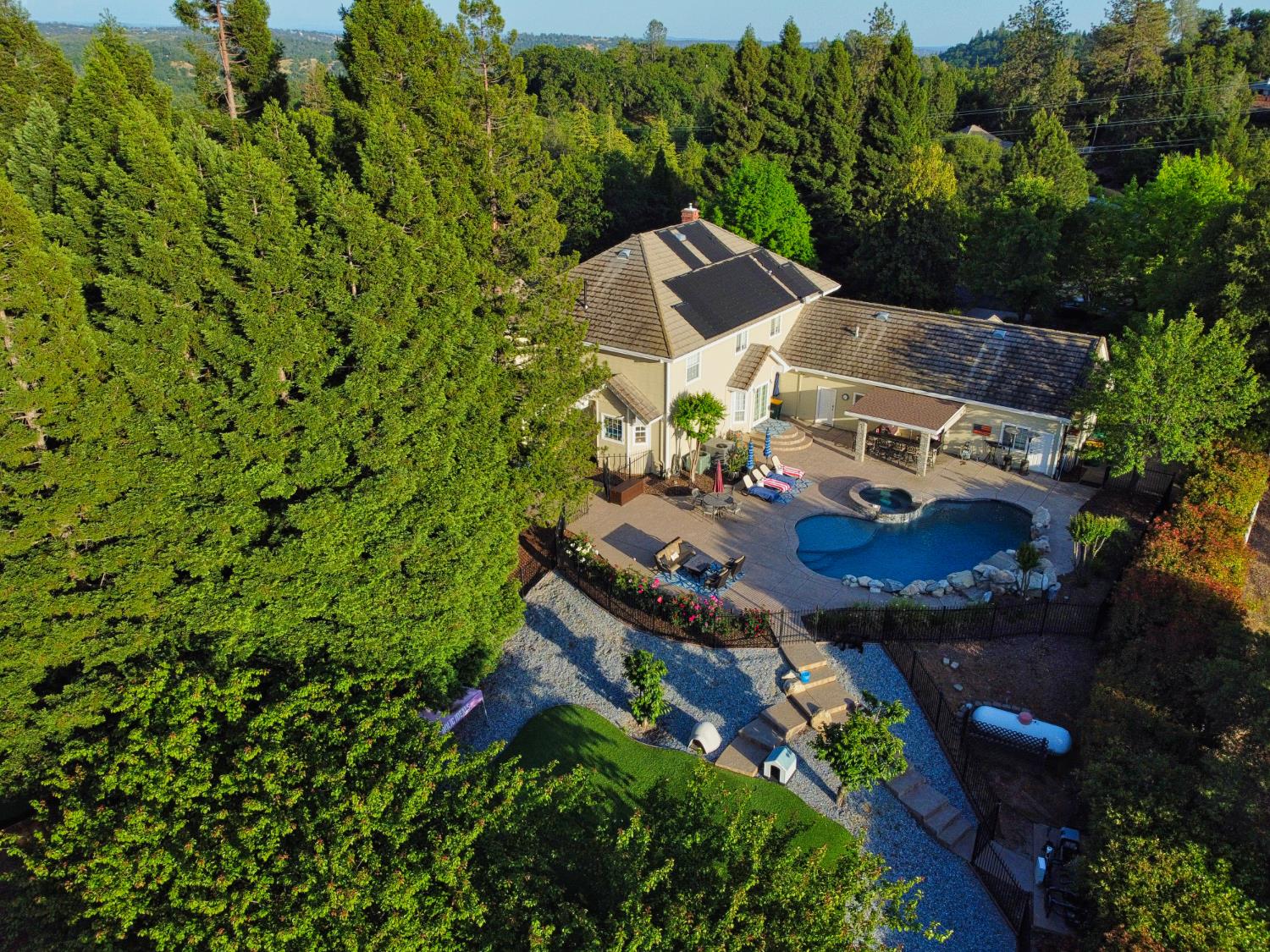 Detail Gallery Image 23 of 31 For 4520 Rigel Ct., Shingle Springs,  CA 95682 - 5 Beds | 3 Baths