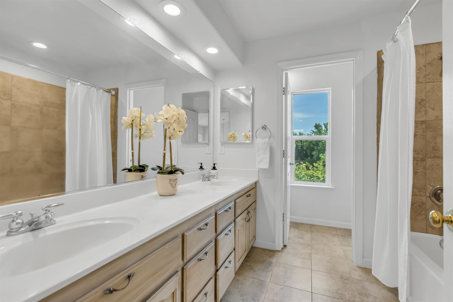 Detail Gallery Image 57 of 90 For 3435 Sierra Meadow Ct, Elk Grove,  CA 95758 - 6 Beds | 3 Baths