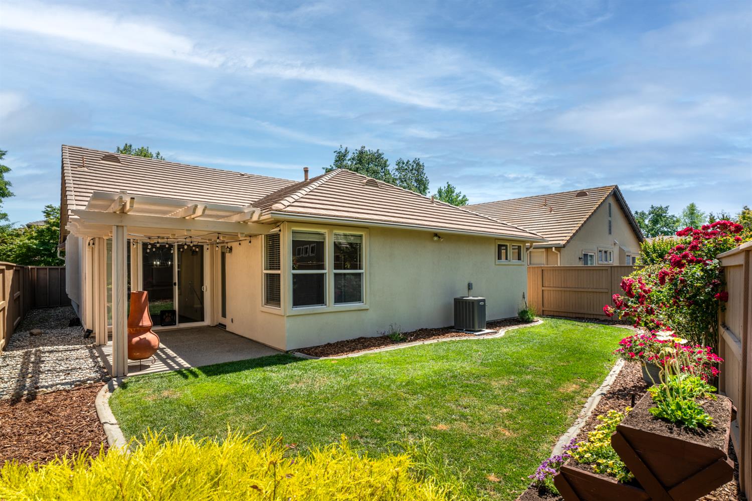 Cobble Fields Court, Folsom, California image 33