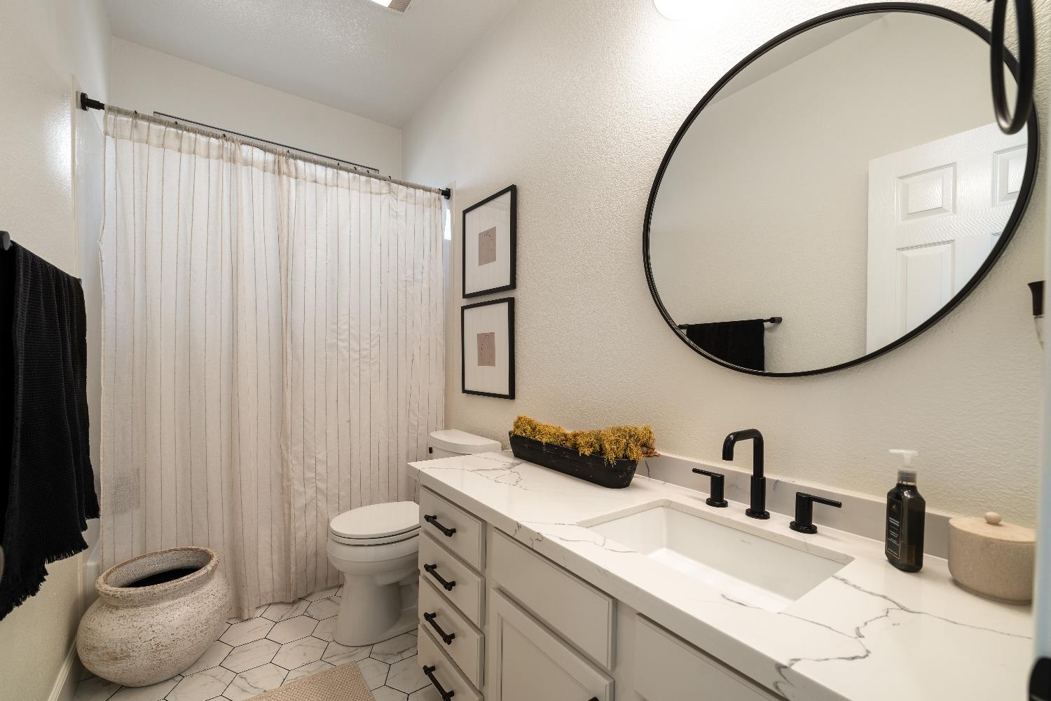Detail Gallery Image 29 of 50 For 2356 Staxton Cir, Roseville,  CA 95747 - 3 Beds | 2 Baths