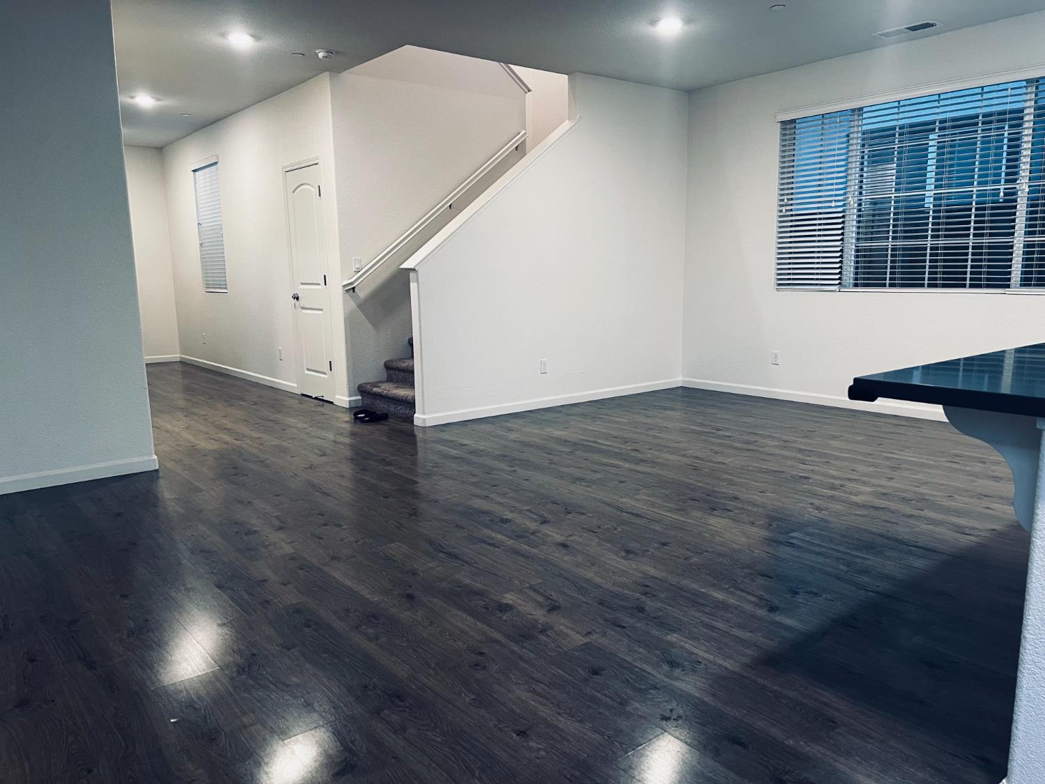 Detail Gallery Image 11 of 16 For 2560 Greg Jarvis Ave, Sacramento,  CA 95834 - 3 Beds | 2/1 Baths