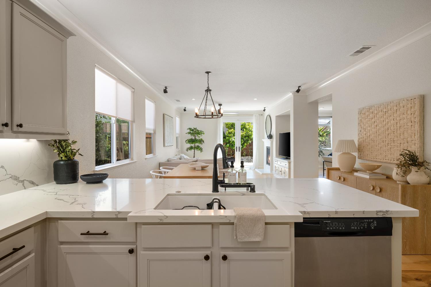 Detail Gallery Image 21 of 50 For 2356 Staxton Cir, Roseville,  CA 95747 - 3 Beds | 2 Baths