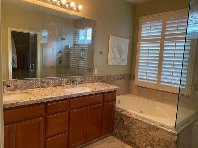 Detail Gallery Image 21 of 52 For 220 Shrike Cir, Sacramento,  CA 95834 - 4 Beds | 3 Baths