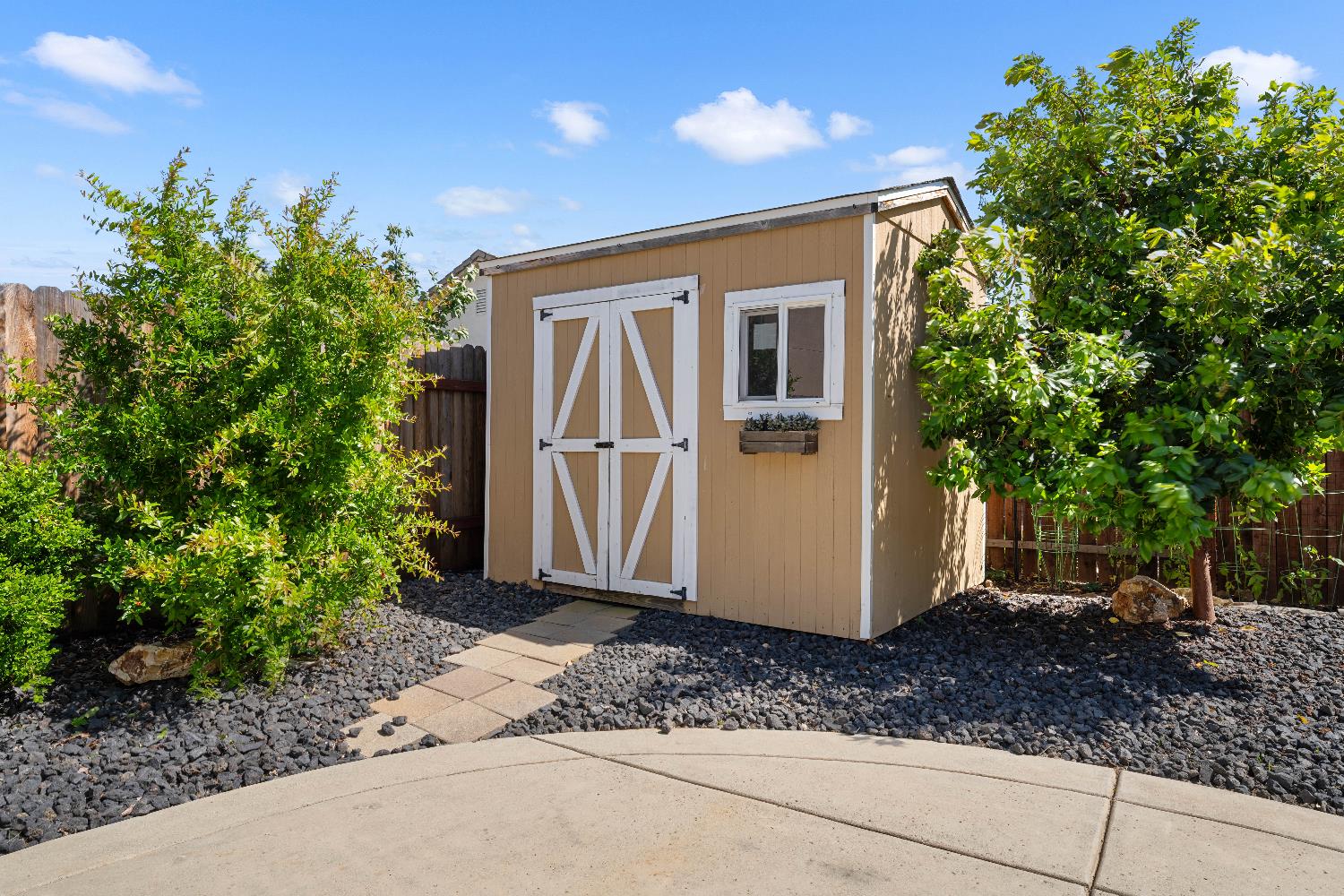 Detail Gallery Image 38 of 50 For 2356 Staxton Cir, Roseville,  CA 95747 - 3 Beds | 2 Baths