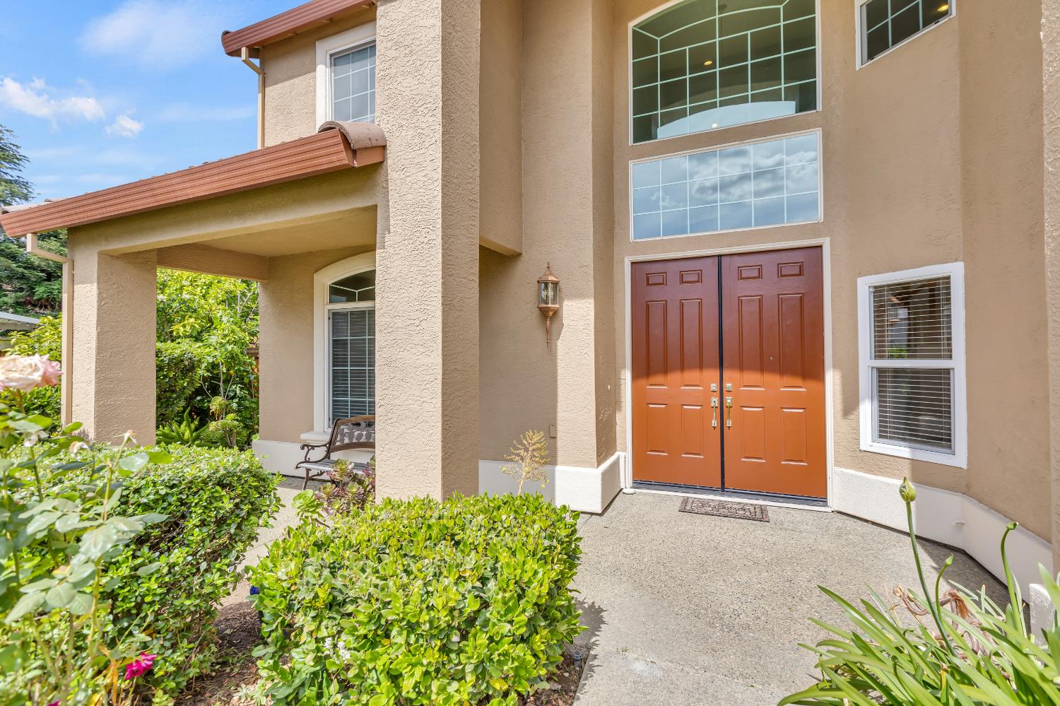 Detail Gallery Image 5 of 90 For 3435 Sierra Meadow Ct, Elk Grove,  CA 95758 - 6 Beds | 3 Baths