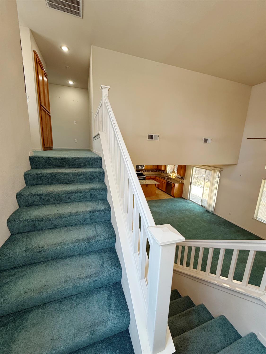 Detail Gallery Image 26 of 55 For 2040 Gordon Verner Cir, Stockton,  CA 95206 - 3 Beds | 2/1 Baths