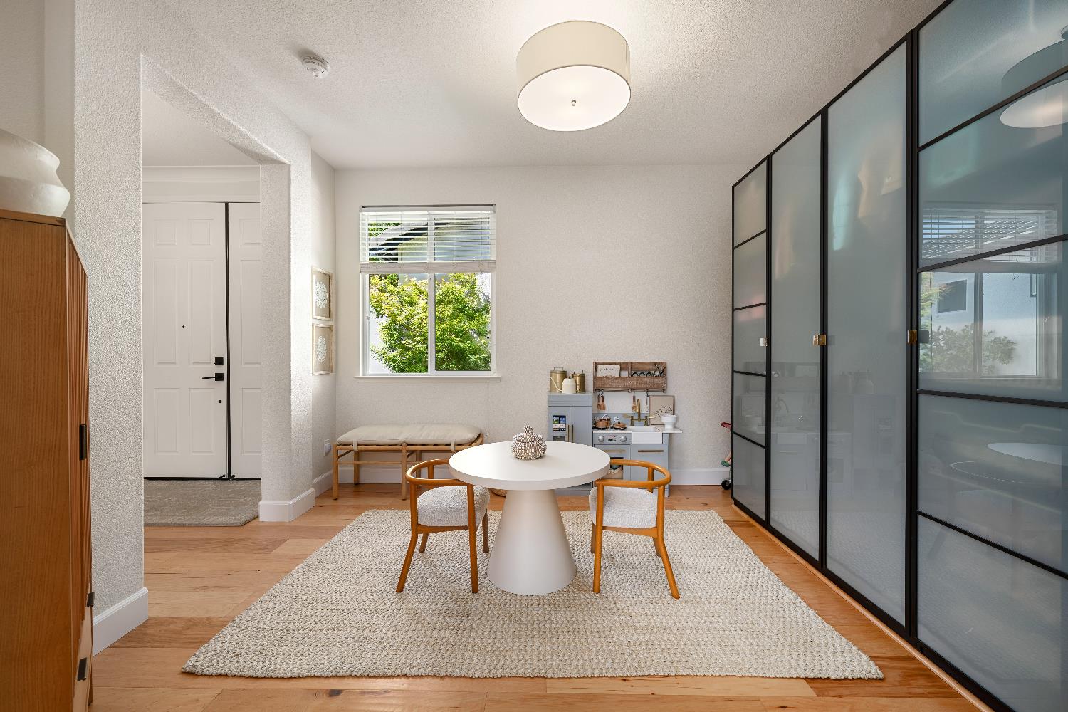 Detail Gallery Image 9 of 50 For 2356 Staxton Cir, Roseville,  CA 95747 - 3 Beds | 2 Baths