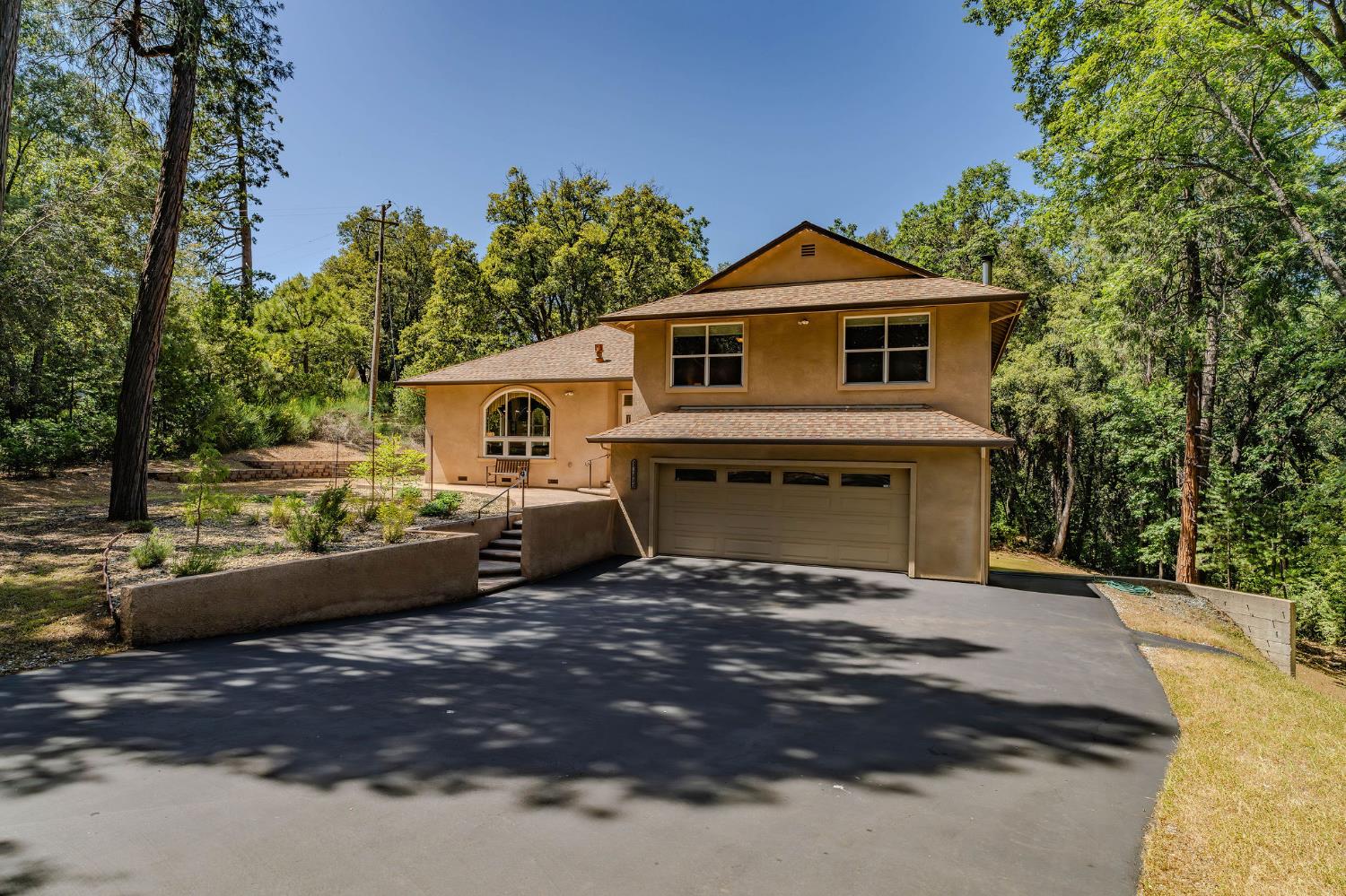 Detail Gallery Image 8 of 71 For 18777 Sugar Pine Dr S, Pine Grove,  CA 95665 - 3 Beds | 2/1 Baths
