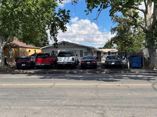 Detail Gallery Image 4 of 9 For 999 Arcade Blvd, Sacramento,  CA 95815 - – Beds | – Baths