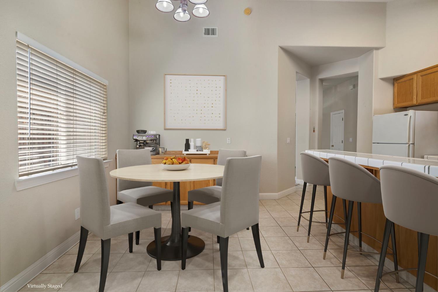 Detail Gallery Image 21 of 55 For 1925 Crystalwood Ln, Lodi,  CA 95242 - 3 Beds | 2 Baths