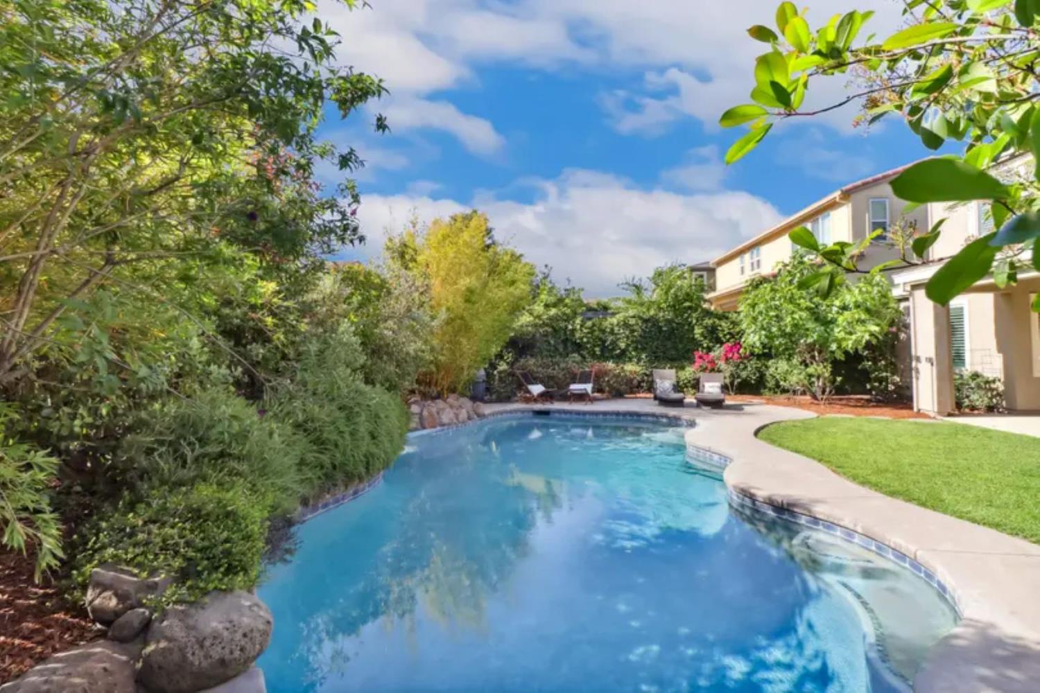Detail Gallery Image 59 of 69 For 5604 Saratoga Cir, Rocklin,  CA 95765 - 4 Beds | 3/1 Baths