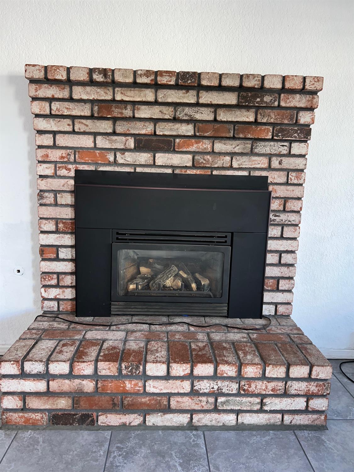 Detail Gallery Image 10 of 32 For 1144 Courtney Way, Modesto,  CA 95358 - 2 Beds | 2 Baths
