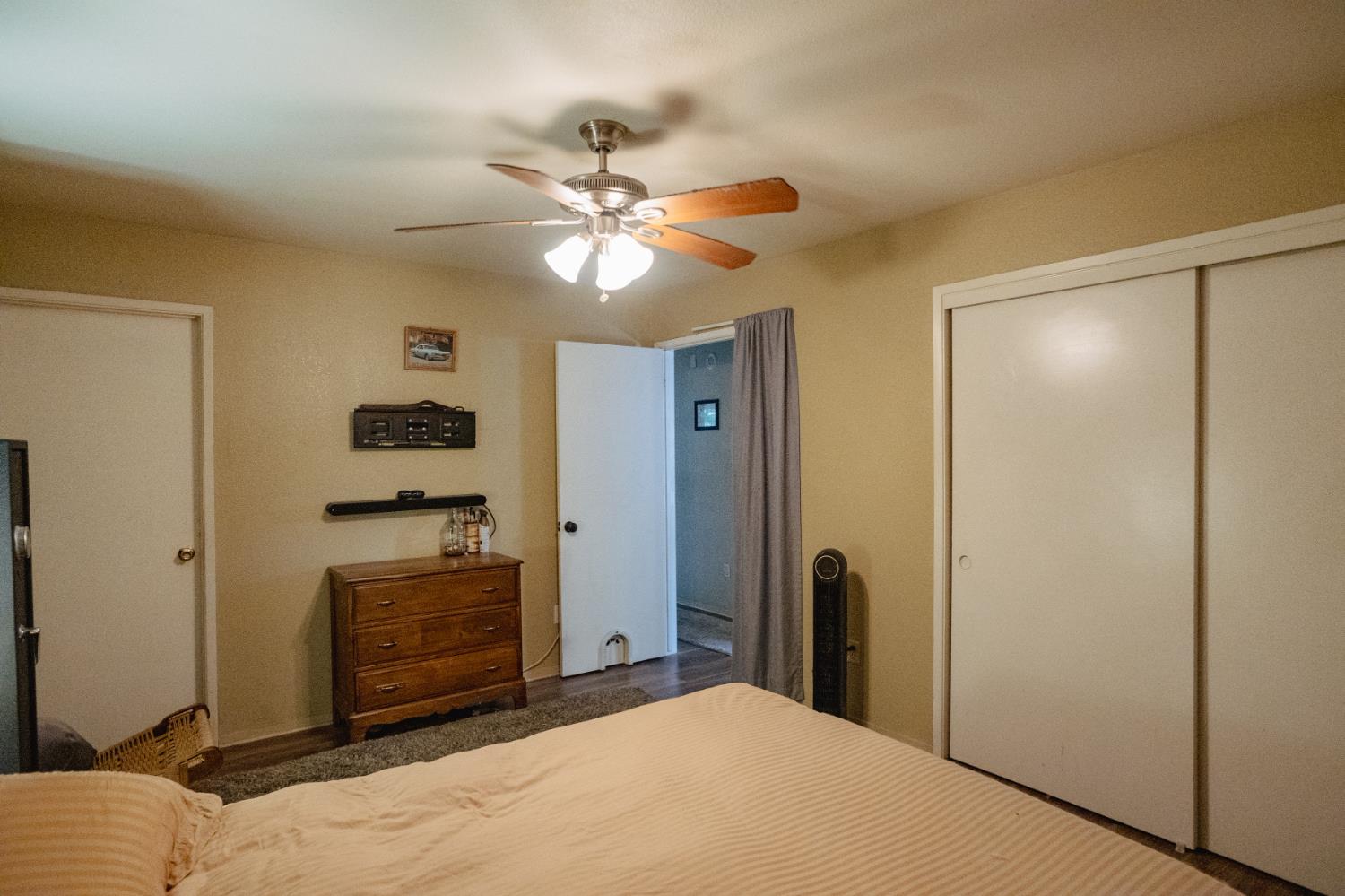 Detail Gallery Image 20 of 66 For 1070 E 23rd St, Merced,  CA 95340 - 3 Beds | 2 Baths