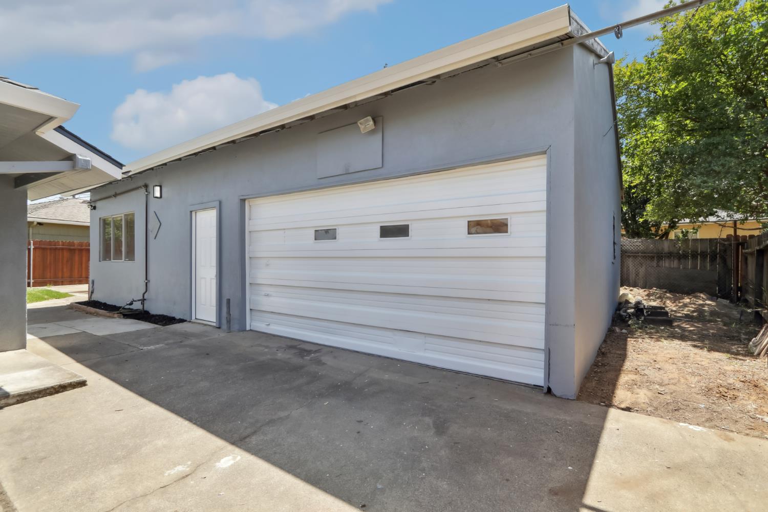 Detail Gallery Image 33 of 59 For 5250 71st St, Sacramento,  CA 95820 - 3 Beds | 1 Baths