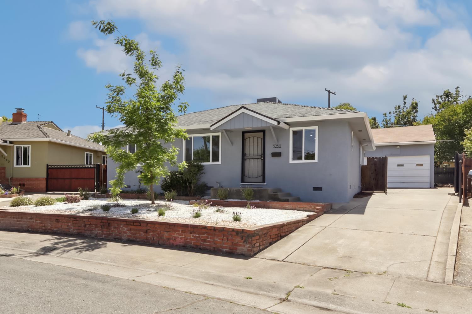 Detail Gallery Image 49 of 59 For 5250 71st St, Sacramento,  CA 95820 - 3 Beds | 1 Baths