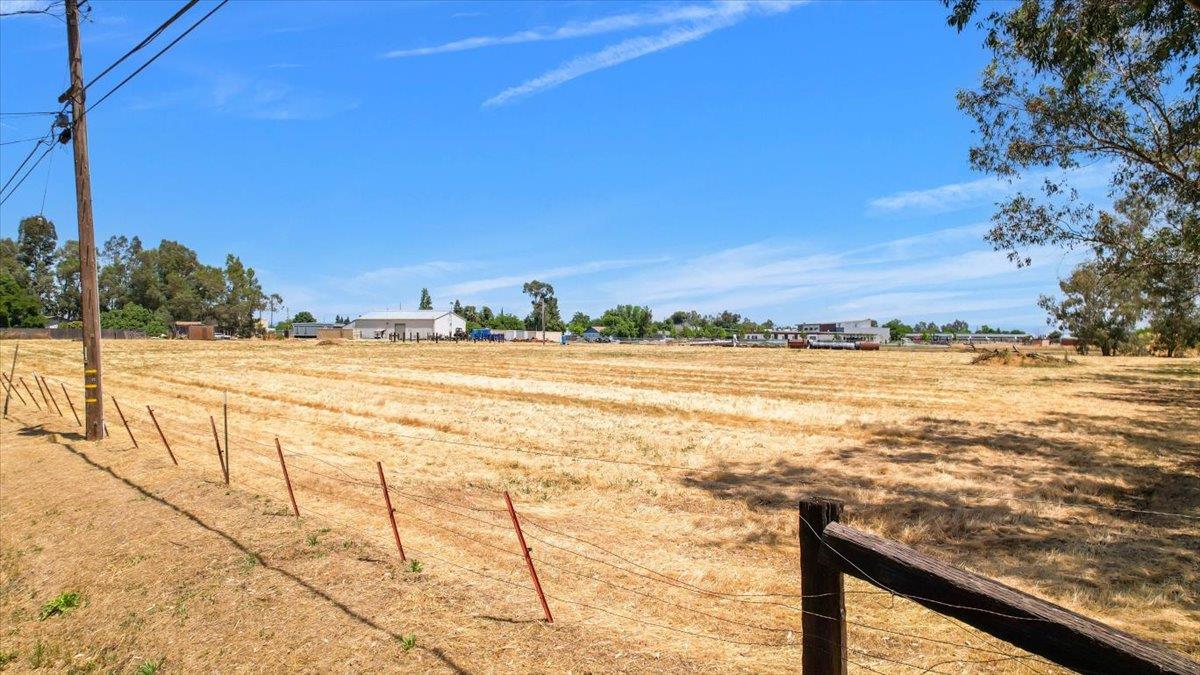 Detail Gallery Image 32 of 37 For 1596 Broadway St, Olivehurst,  CA 95961 - – Beds | – Baths