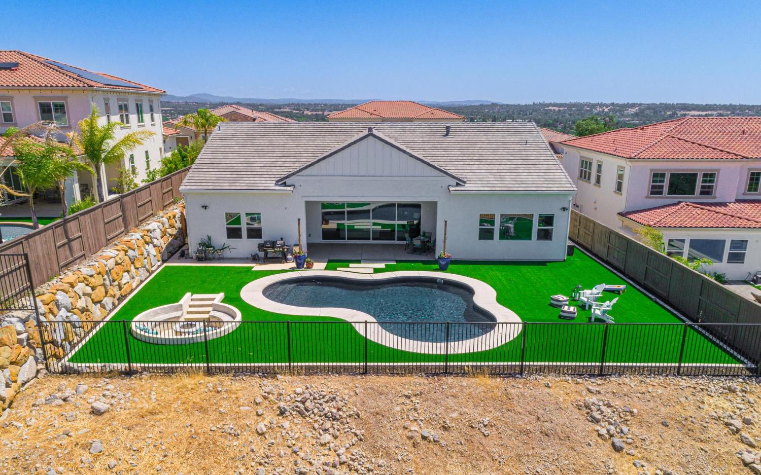 Detail Gallery Image 59 of 81 For 4009 Whitney Vista Ln, Rocklin,  CA 95677 - 4 Beds | 4/1 Baths