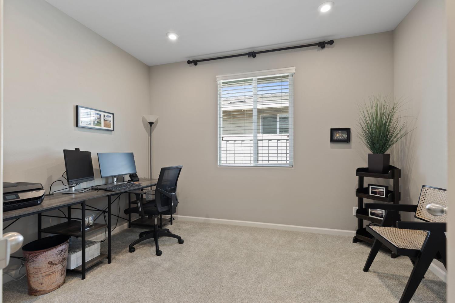 Detail Gallery Image 16 of 45 For 2616 Provincetown Way, Roseville,  CA 95747 - 4 Beds | 2 Baths