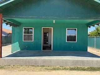 Detail Gallery Image 4 of 14 For 613 Beard, Modesto,  CA 95354 - 2 Beds | 1 Baths