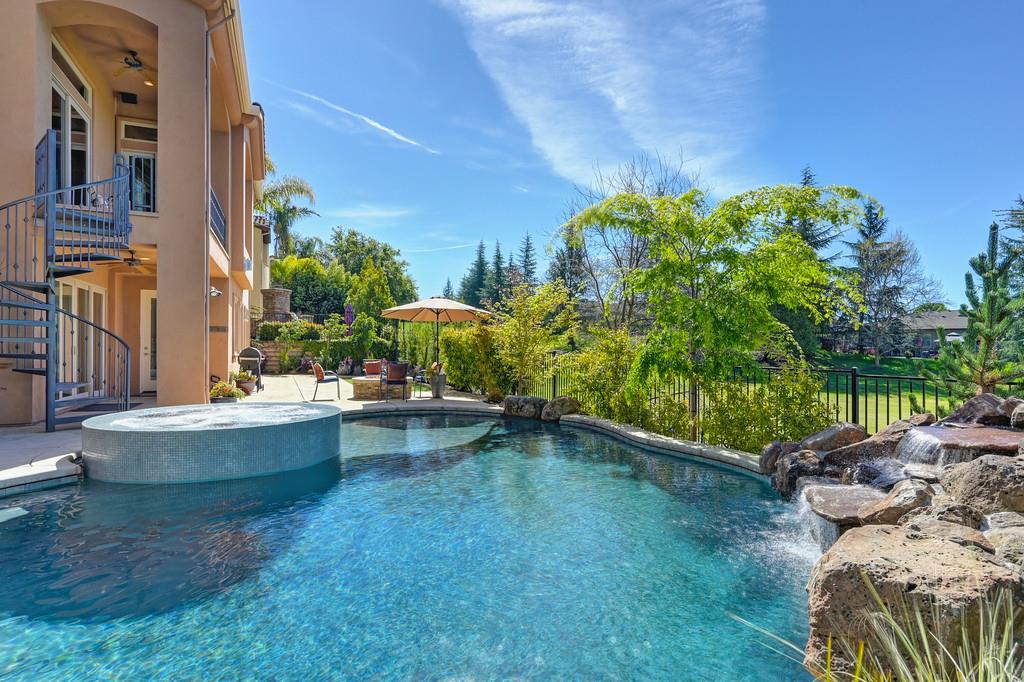 Detail Gallery Image 37 of 58 For 3711 Stone Temple Ct, Rocklin,  CA 95765 - 5 Beds | 4/1 Baths