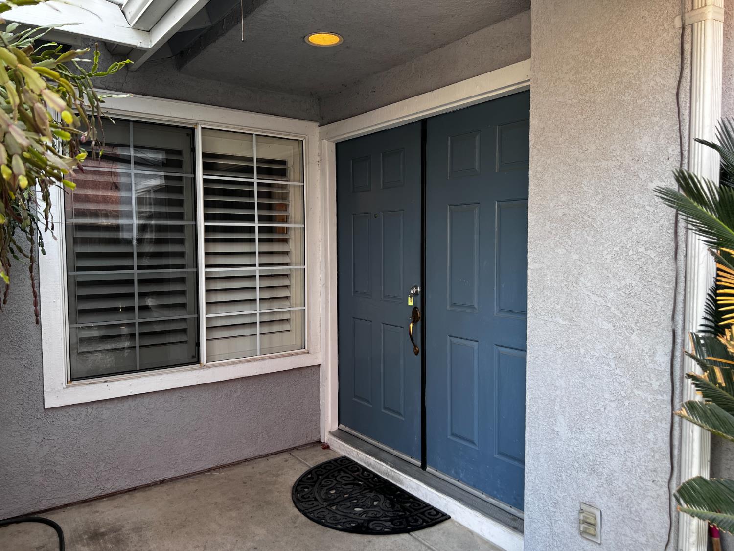 Detail Gallery Image 4 of 65 For 4309 Hazelnut Dr, Modesto,  CA 95356 - 5 Beds | 3 Baths