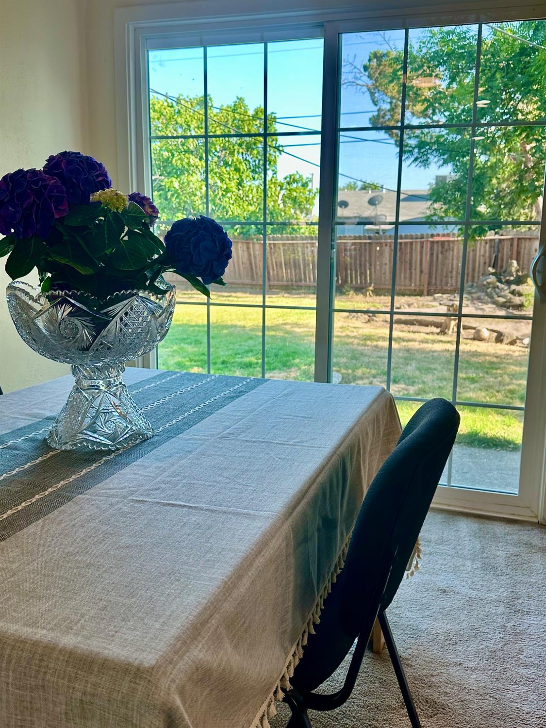 Detail Gallery Image 14 of 22 For 6322 Jansen Dr, Sacramento,  CA 95824 - 2 Beds | 1 Baths