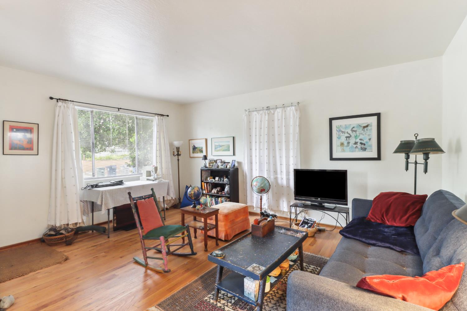Detail Gallery Image 7 of 41 For 1702 Harian Way, Sacramento,  CA 95822 - – Beds | – Baths