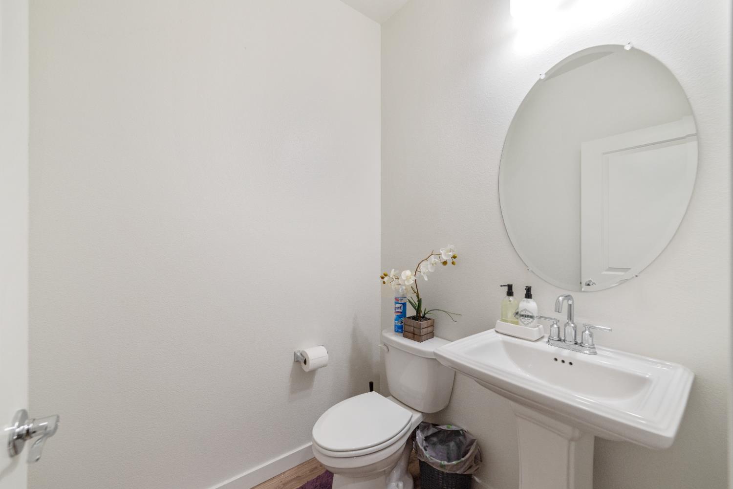 Detail Gallery Image 18 of 44 For 3074 Seaspray Walk, Sacramento,  CA 95833 - 3 Beds | 2/1 Baths