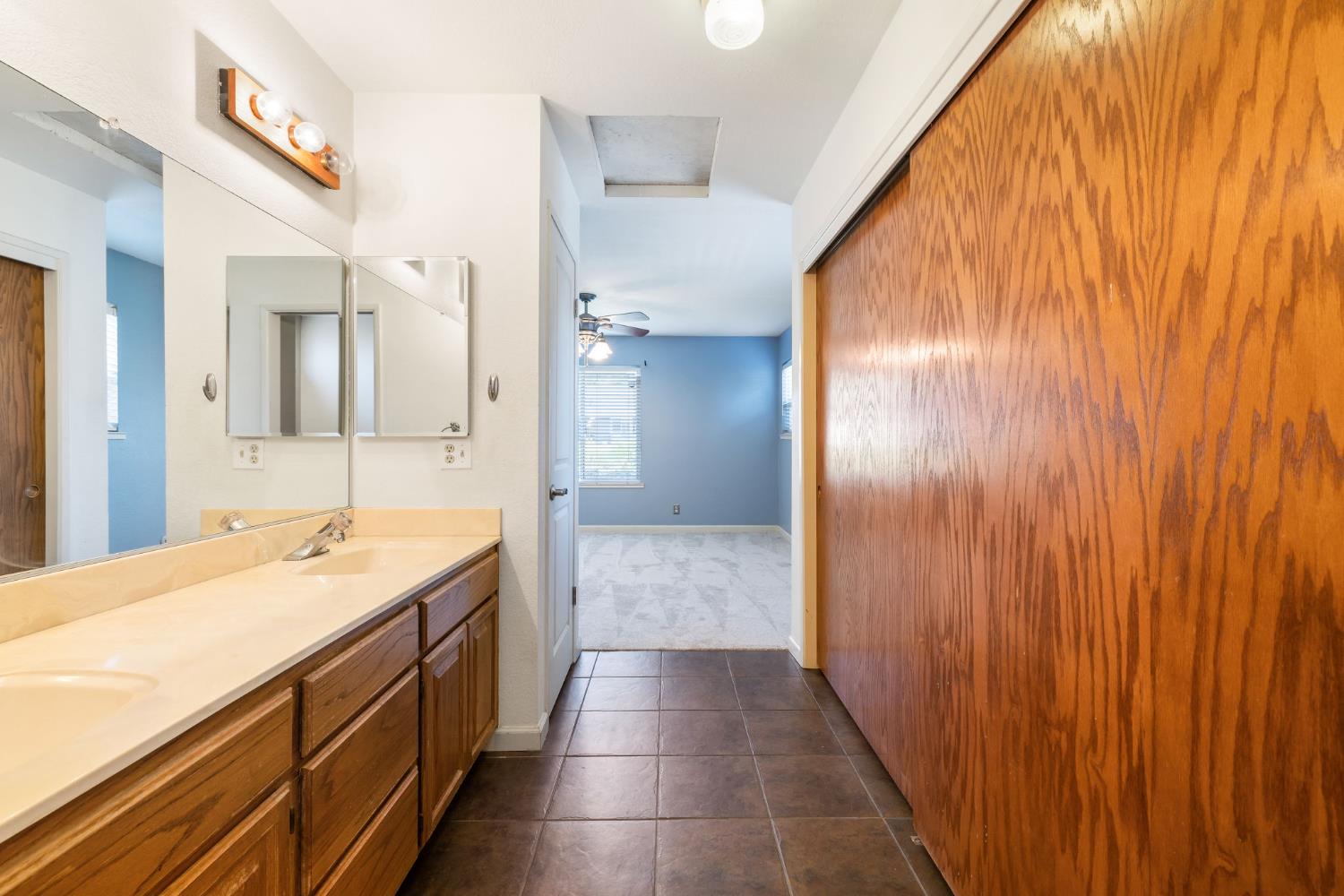 Detail Gallery Image 7 of 41 For 9286 Ultra Ct, Orangevale,  CA 95662 - 3 Beds | 2 Baths