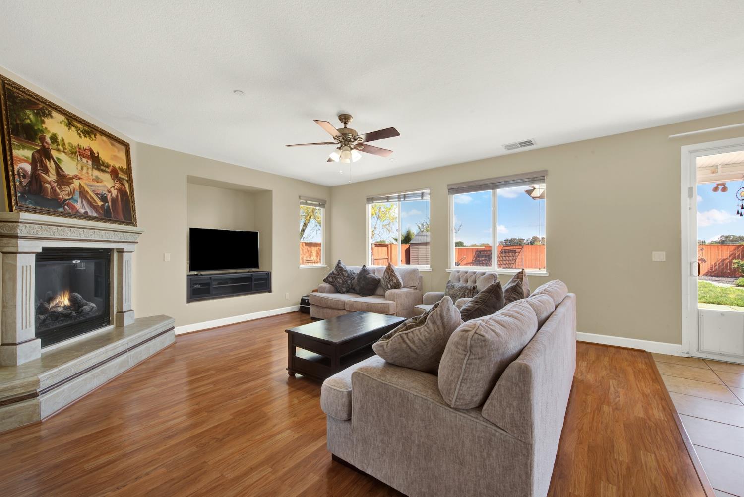 Mandarin Street, Woodland, California image 12