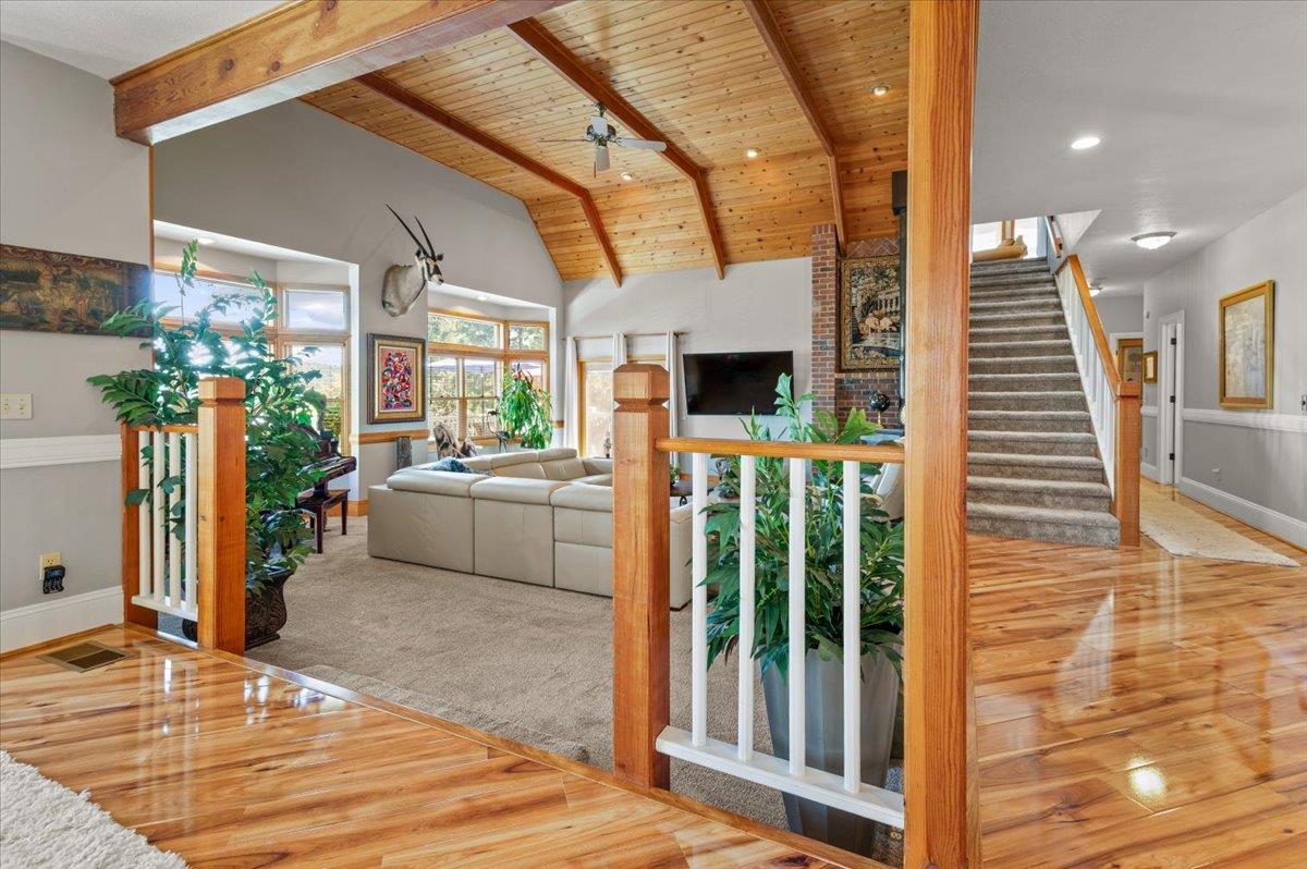 Detail Gallery Image 11 of 75 For 12064 Waxwing Ct, Penn Valley,  CA 95946 - 4 Beds | 3/1 Baths