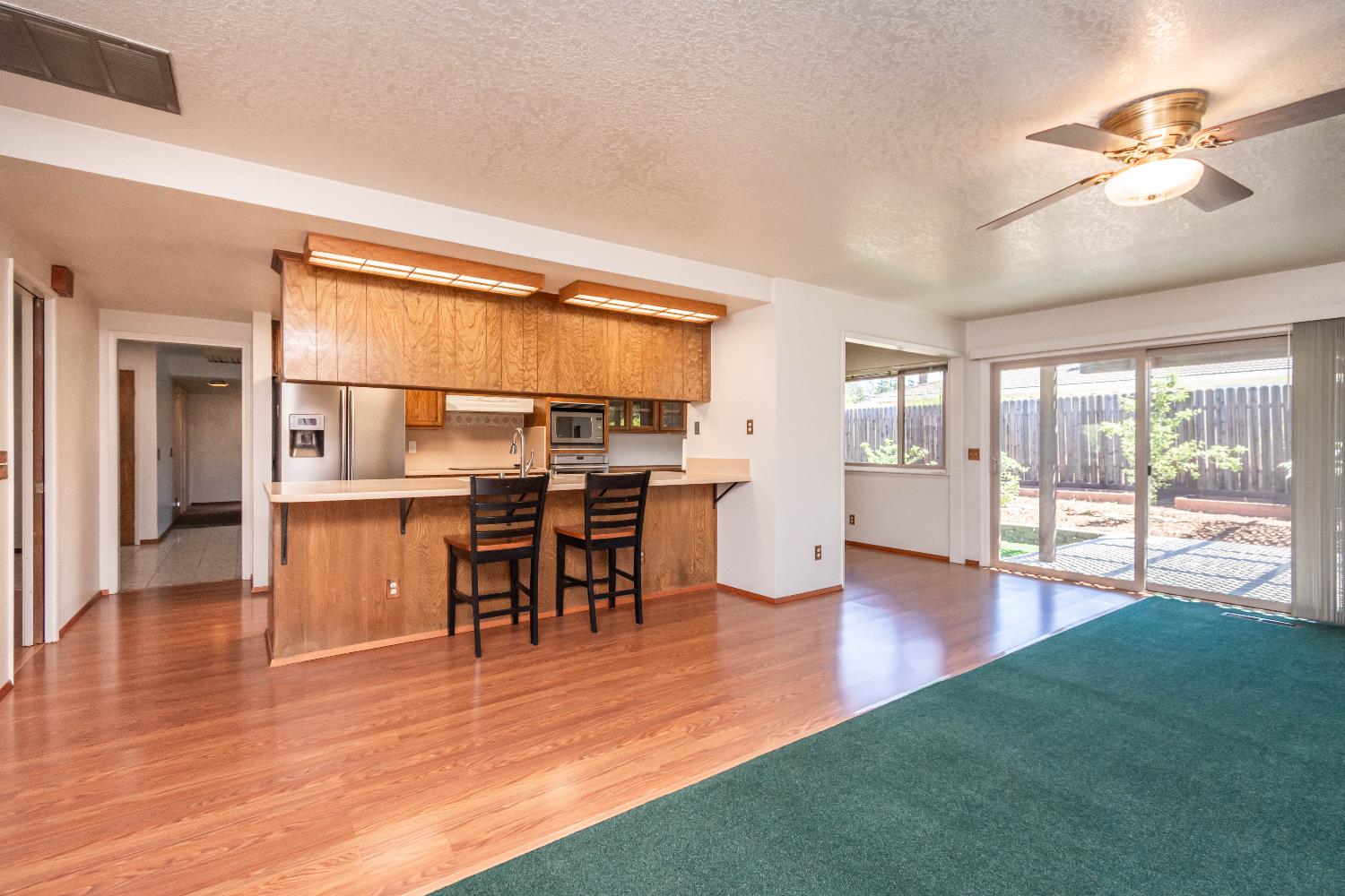 Detail Gallery Image 24 of 65 For 5612 Jolly Ct, Fair Oaks,  CA 95628 - 3 Beds | 2 Baths