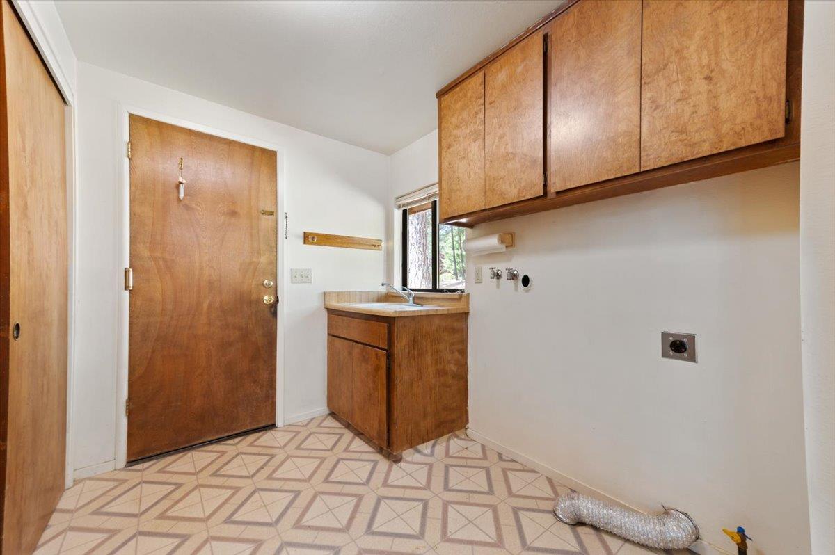 Detail Gallery Image 34 of 50 For 16559 Joey Ct, Grass Valley,  CA 95949 - 3 Beds | 2 Baths
