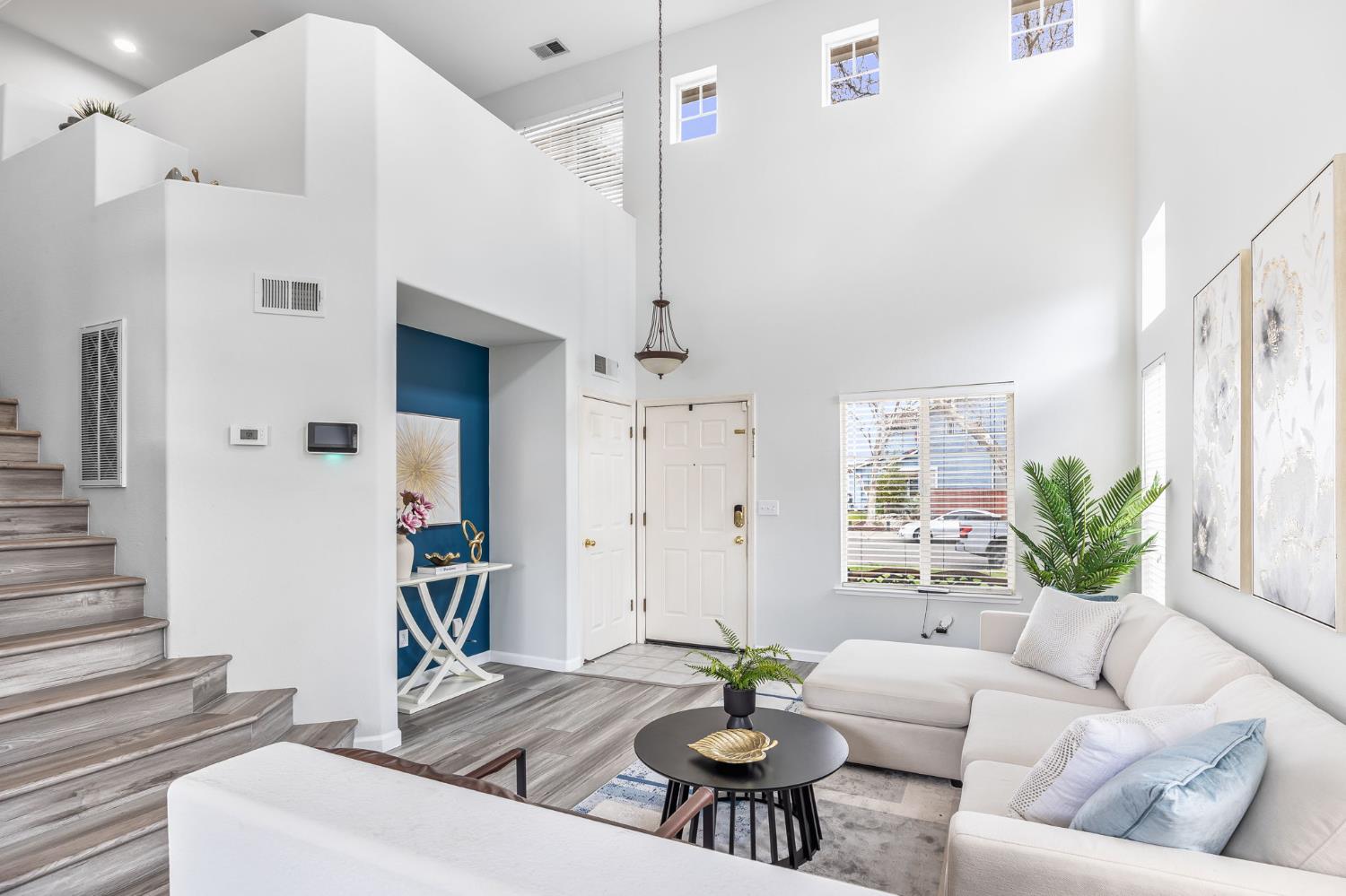 Detail Gallery Image 12 of 45 For 2111 Bridle Creek Cir, Tracy,  CA 95377 - 3 Beds | 2/1 Baths