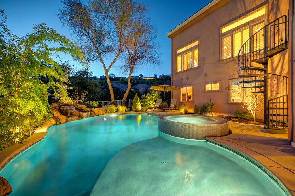 Detail Gallery Image 42 of 58 For 3711 Stone Temple Ct, Rocklin,  CA 95765 - 5 Beds | 4/1 Baths
