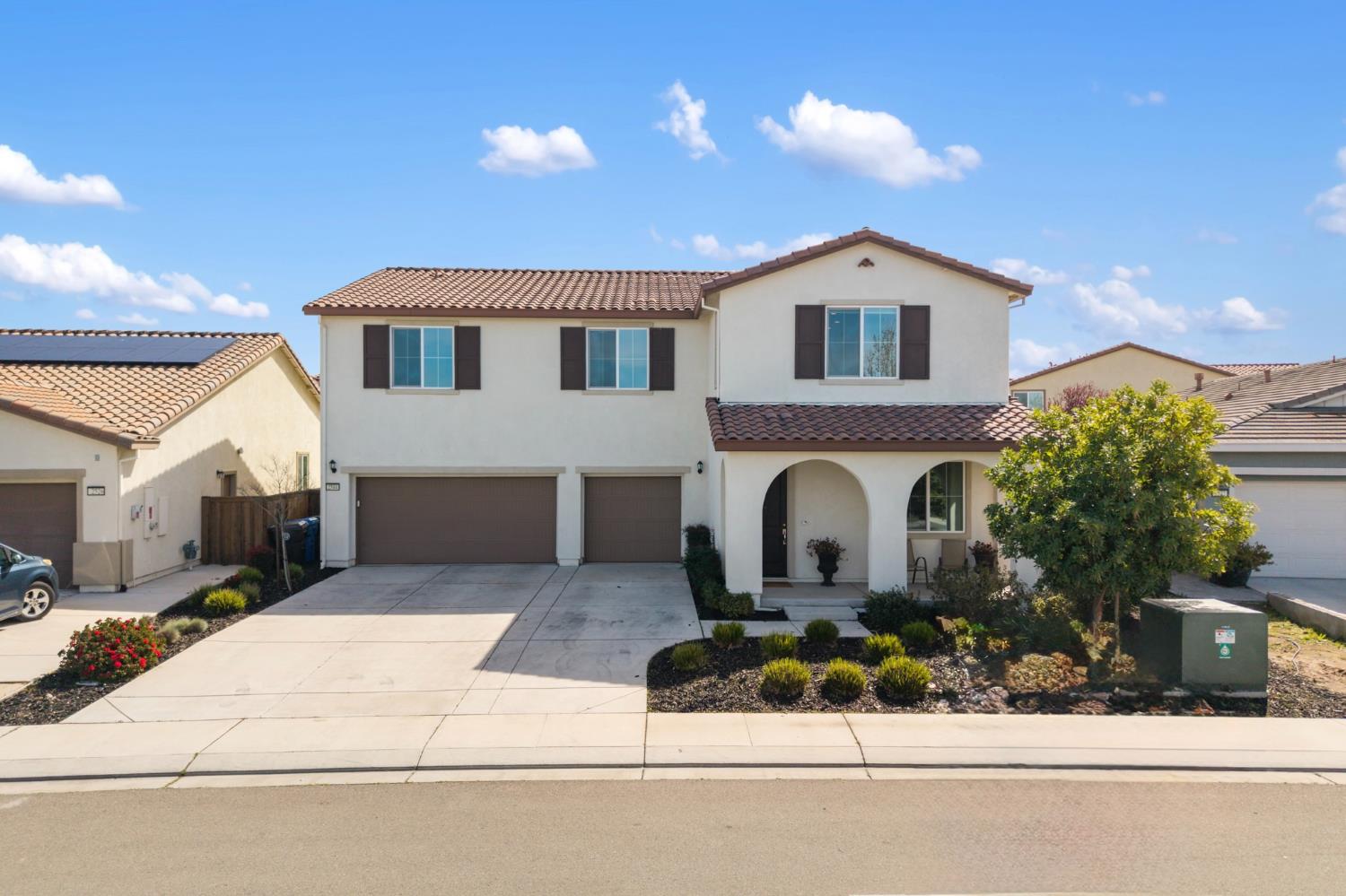 Avalon Lane, Manteca, California image 4