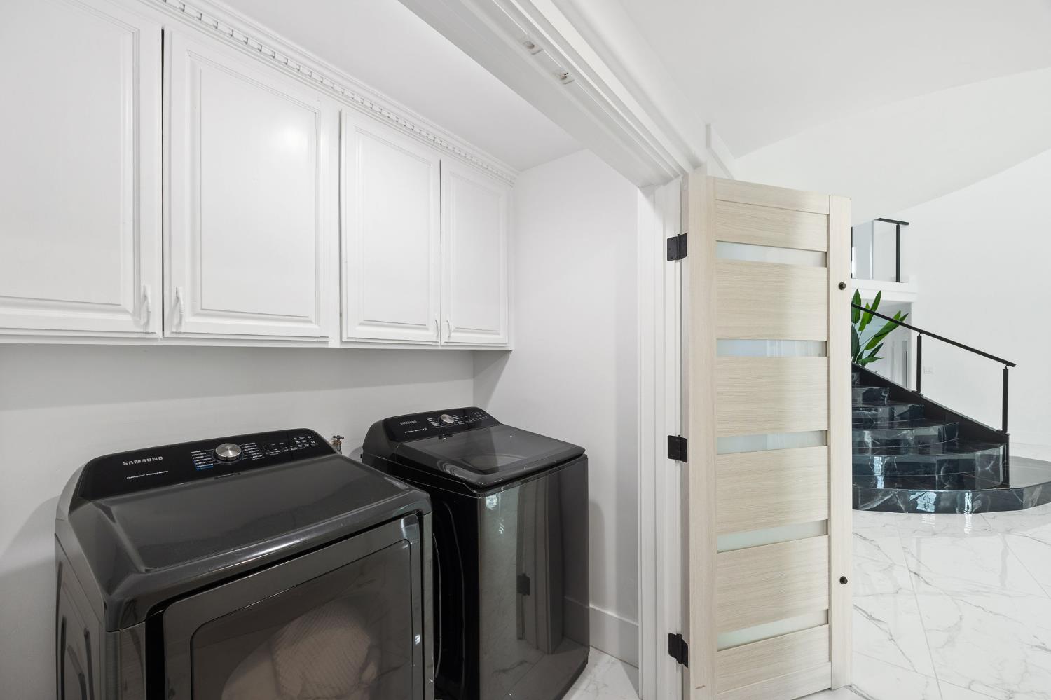 Detail Gallery Image 78 of 93 For 9425 S Wales Way, Elk Grove,  CA 95758 - 5 Beds | 5/1 Baths