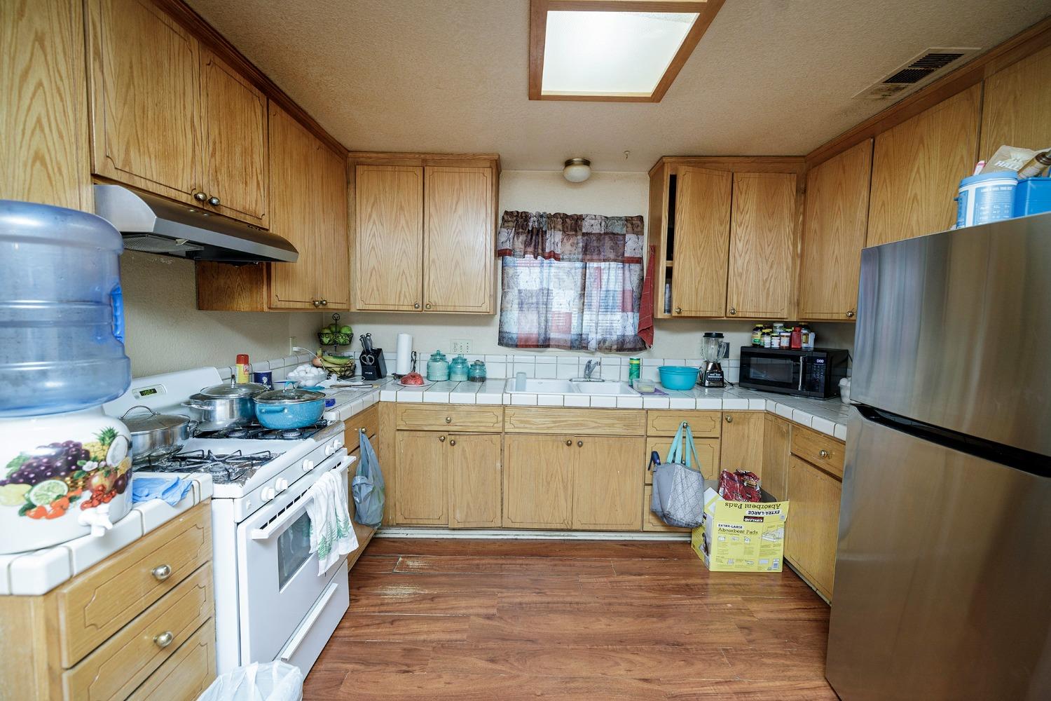Fresno Street, Newman, California image 7