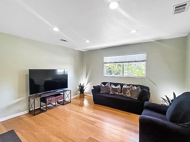 Detail Gallery Image 12 of 20 For 18932 County Road 94b, Woodland,  CA 95695 - 3 Beds | 2 Baths