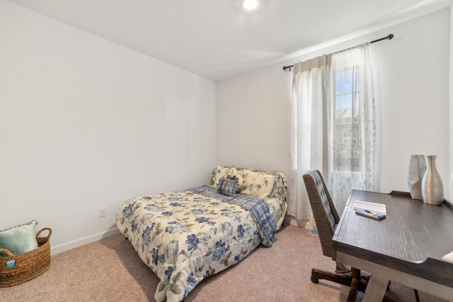 Detail Gallery Image 27 of 44 For 3074 Seaspray Walk, Sacramento,  CA 95833 - 3 Beds | 2/1 Baths