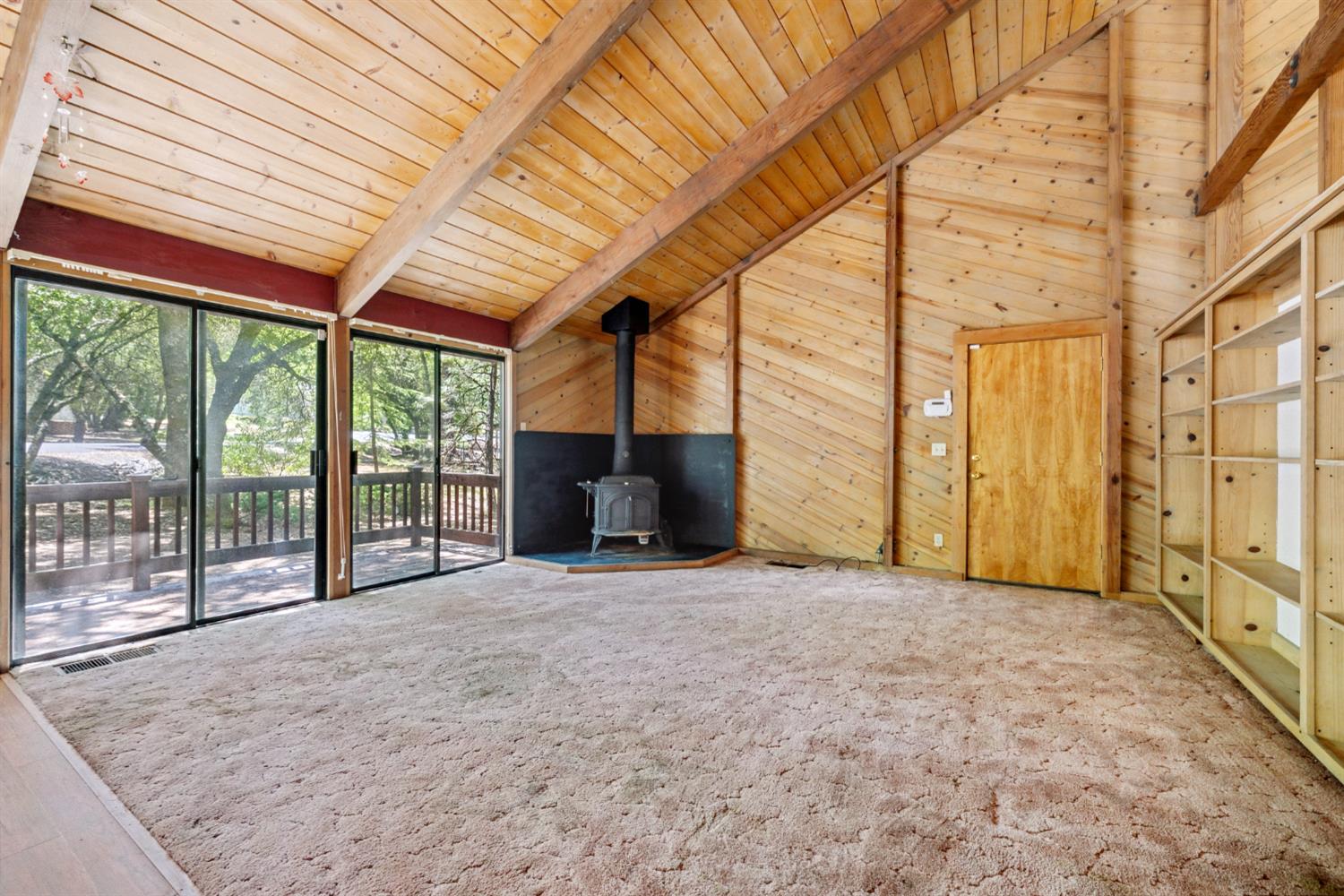 Detail Gallery Image 6 of 38 For 17836 Oriole Ct, Penn Valley,  CA 95946 - 2 Beds | 2 Baths