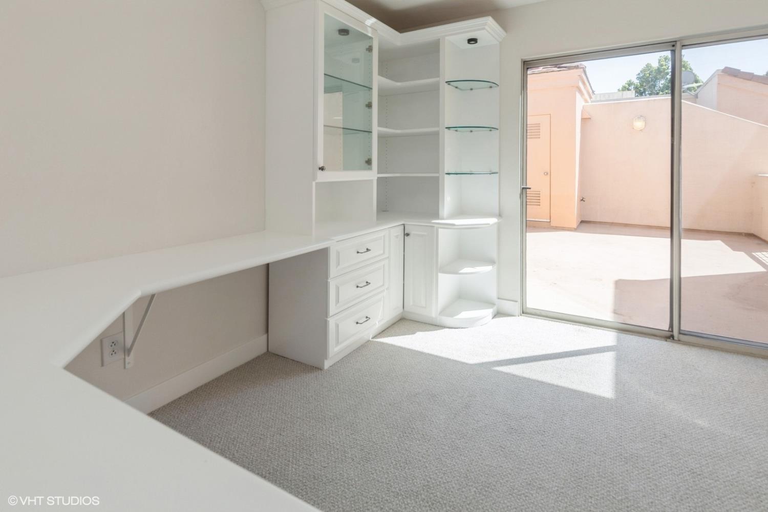Detail Gallery Image 43 of 48 For 987 Asilomar Ter #2,  Sunnyvale,  CA 94086 - 2 Beds | 2/1 Baths